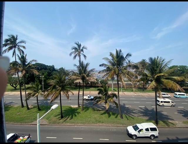 2 BEDROOM APARTMENT FOR SALE IN ESPLANADE